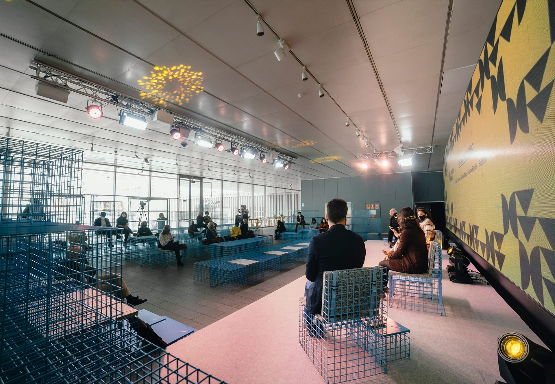 MESA REDONDA. La casa del futuro (con Actiu, Horma Estudio, Gandía Blasco, Profiltek y Future-A)